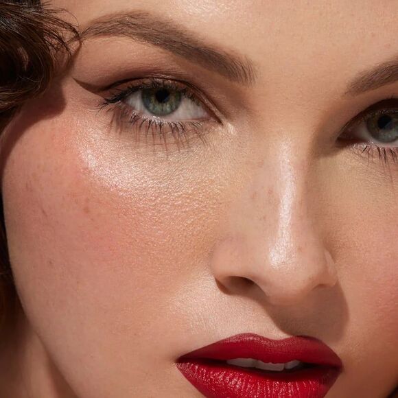 Bésame Cosmetics Brown Masterliner Eye Liner + Sharpener + Satin Bag - Picture 6 of 10